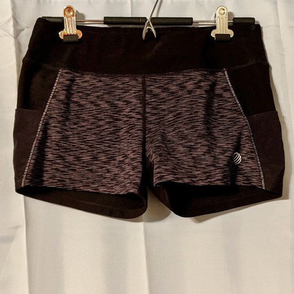 MPG Bike Gym Shorts With 3 Pockets (Black & Grey) - Picture 12 of 13